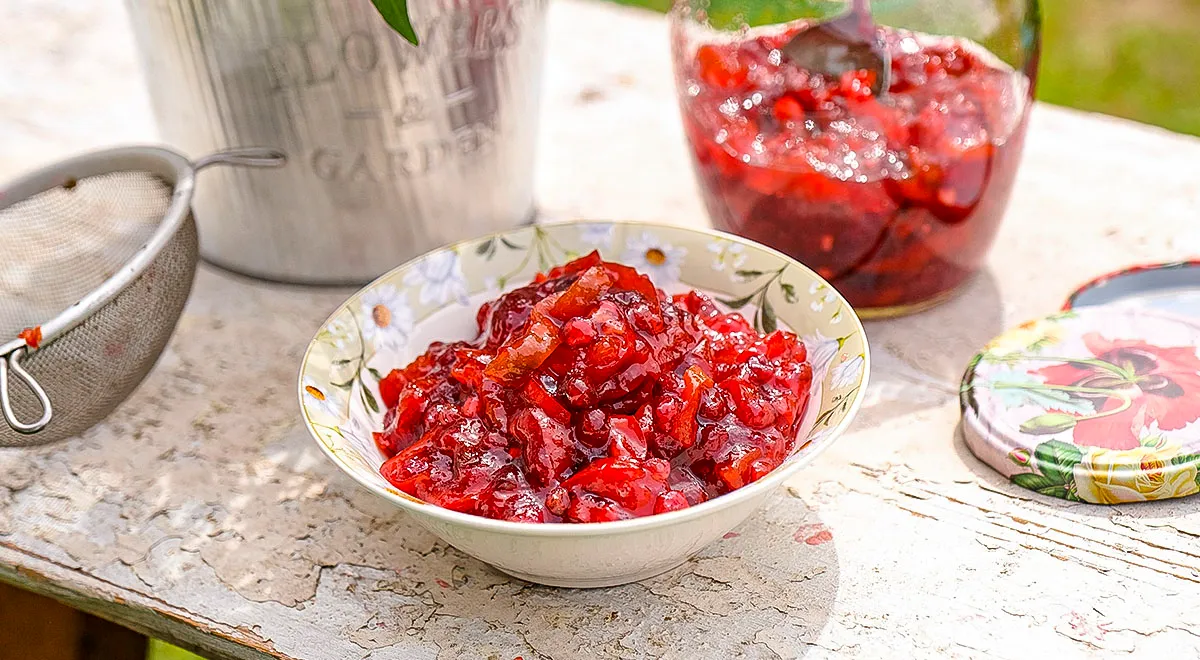 Варенье из перца с брусникой