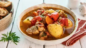Шурпа из свинины на костре