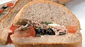 Рецепты на праздничный стол с рыбными консервами и яйцом