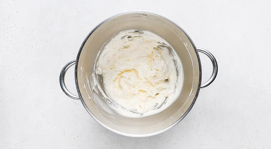 Ганаш на белом шоколаде для выравнивания торта