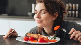 Как запахи влияют на наши предпочтения в еде