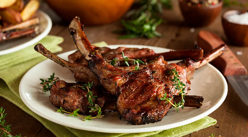 Баранья корейка на кости