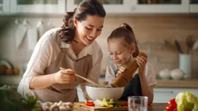 Что приготовить вместе с детьми: 5 простых и быстрых блюд