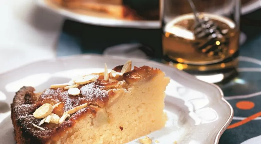 Яблочный пирог с медом