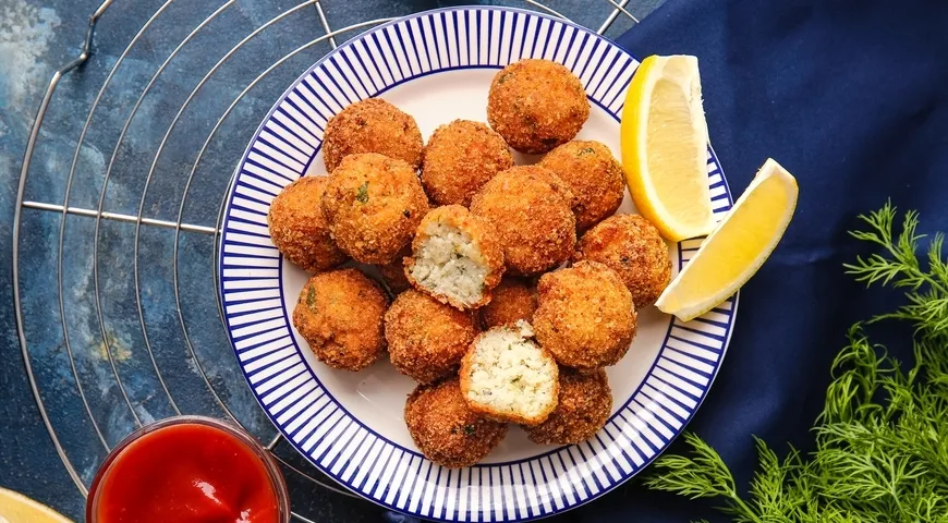 На карибских островах Кюрасао и Аруба популярны балчи ди писка — рыбные котлеты, которые готовят в том числе из групера