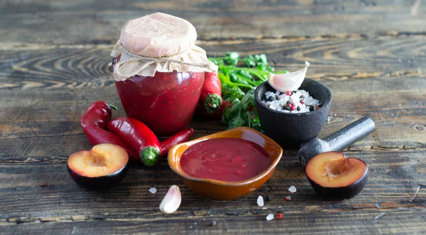 Вкусный ткемали из сливы на зиму