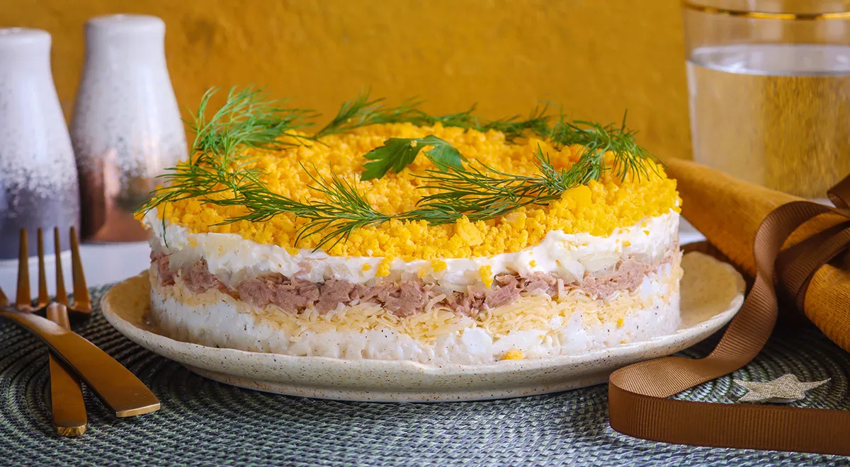 Когда хочется вкусно поесть: классический рецепт салата «Мимоза»