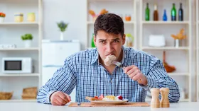 Невкусно, зато полезно: как приучить себя есть печень, брокколи и оливки