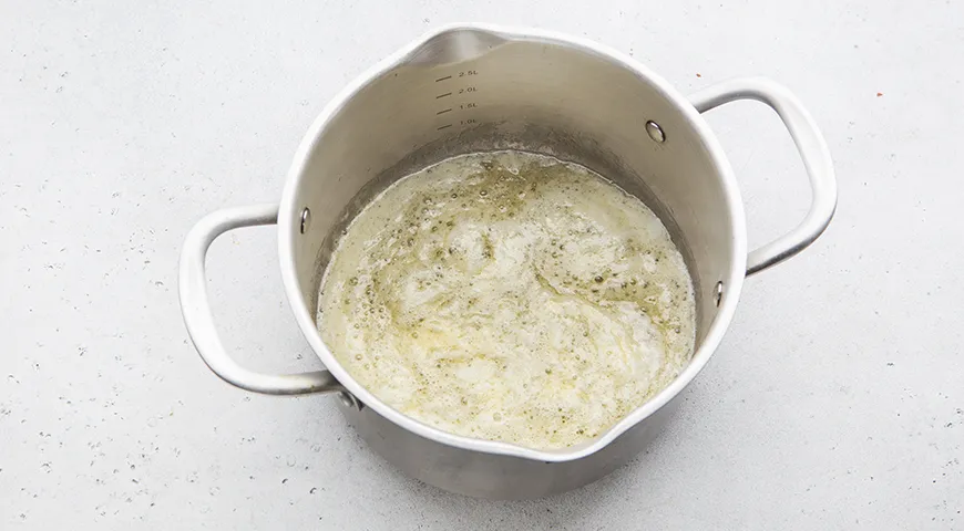 Медовик с бананом