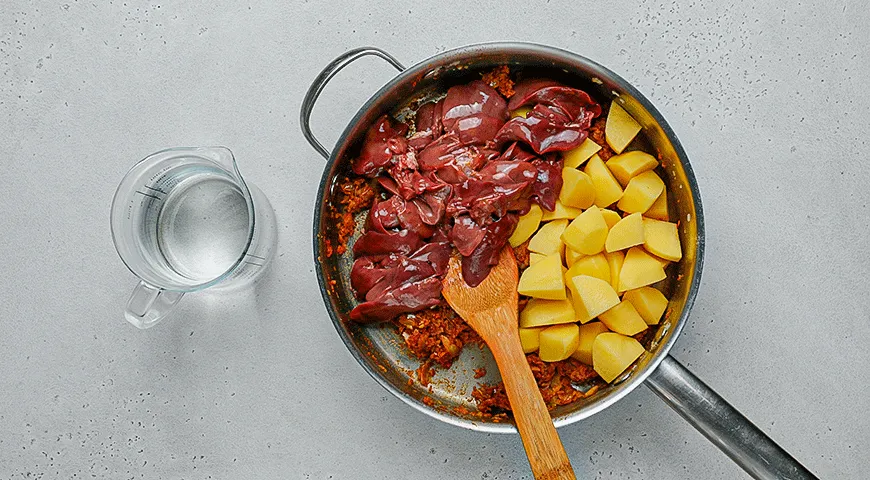 Карри с печенкой и горошком