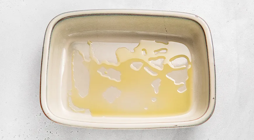 Спагетти с фетой и помидорами черри