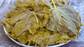 Виноградные листья в рассоле