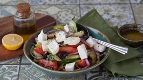 Рецепты с молочной продукцией, орегано и рассольными сырами