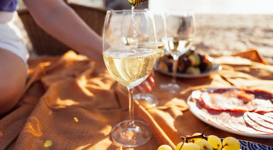 Всегда уместно спросить партнера, какую еду и напитки он или она любит больше всего