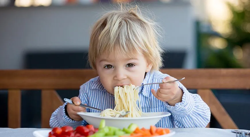 Не торопите ребенка во время еды