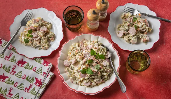 Оливье с сосисками