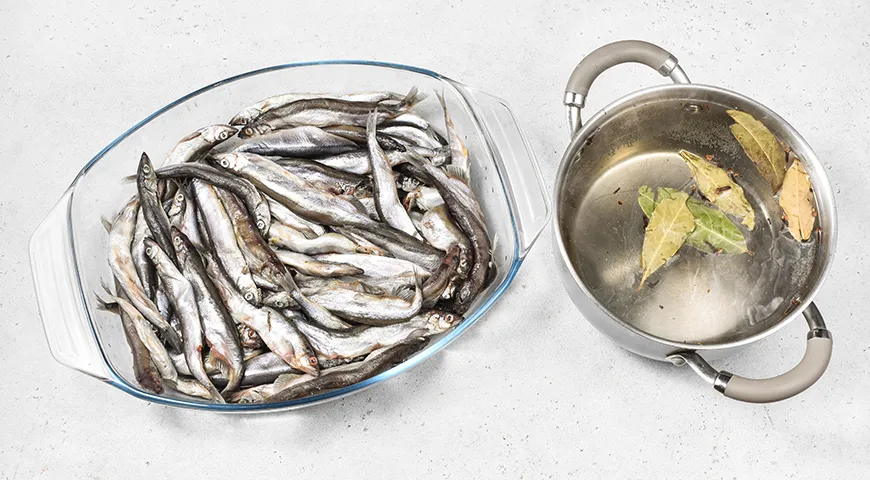 Мойва пряного посола