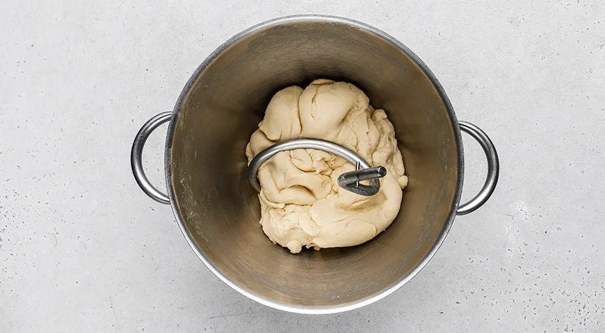 Быстрое дрожжевое тесто для жареных пирожков