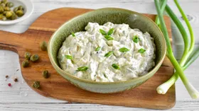 Рецепты с каперсами, кисломолочными продуктами и огурцом