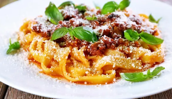 Рагу болоньезе: главный специалитет Эмилии-Романьи