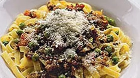 Рецепты с твёрдыми сырами, мясом и вином