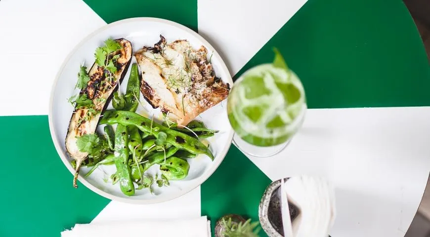 Теплый прием: pop-up проект «Лето на Патриках»