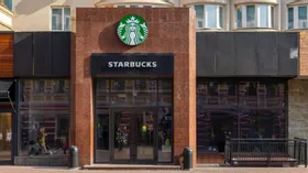 Бизнес Starbucks в России купит известный московский ресторатор