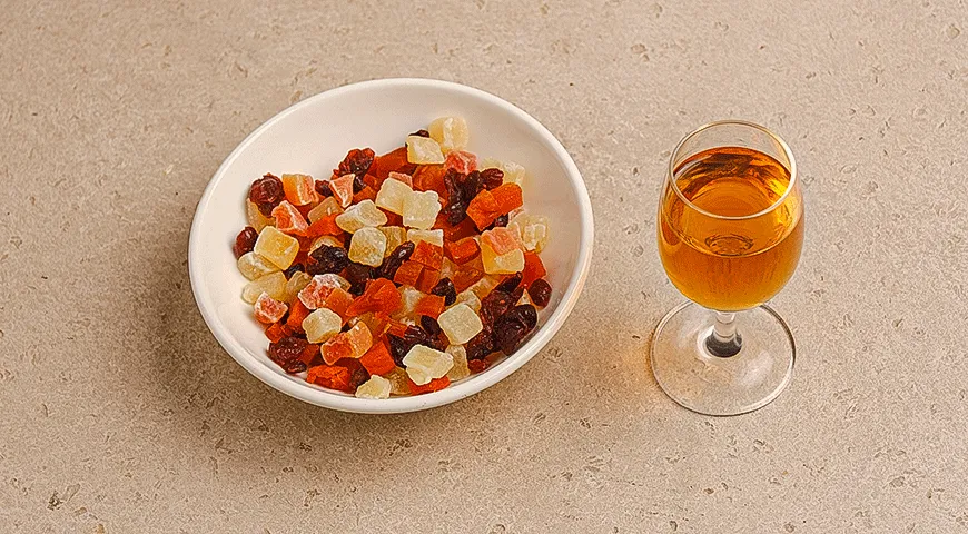 Кулич с апельсиновым кремом