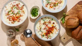 Суп с мясной гастрономией