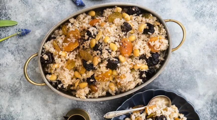 Армянский плов с сухофруктами