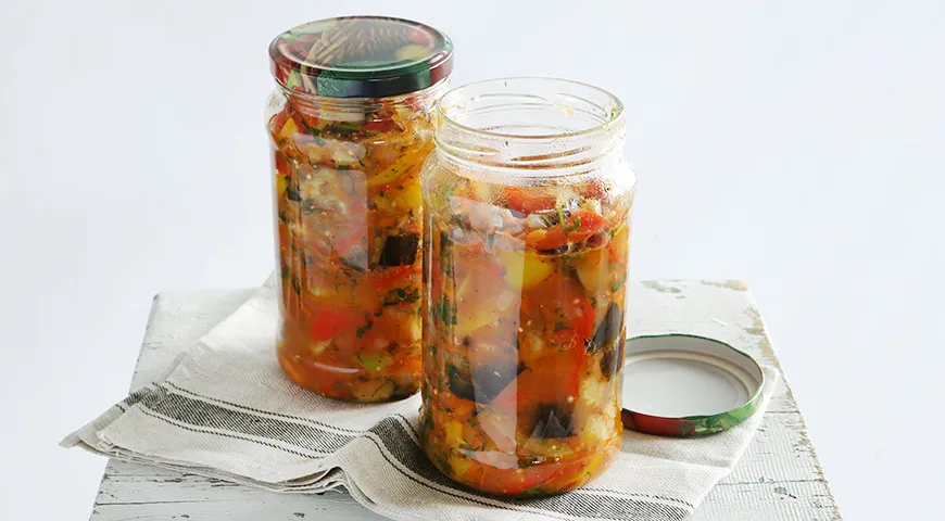 Как приготовить салат из тыквы с овощами и чесноком на зиму - Салат на зиму от ЕДА