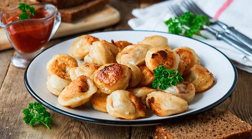 Чем на самом деле отличаются пельмени от хинкали, мантов, димсамов, дамплингов и курзе