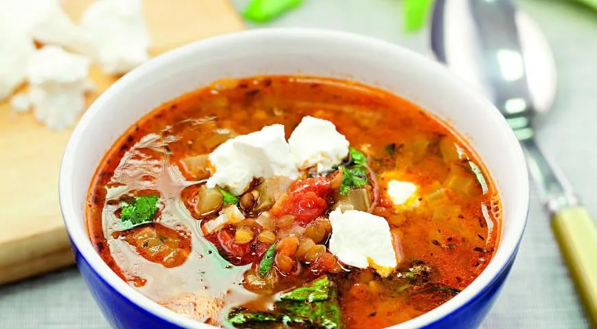 Греческий суп из чечевицы