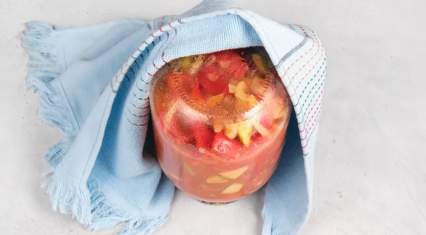 Лечо с яблоками