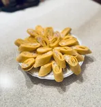 Рулетики с сырно-крабовой начинкой