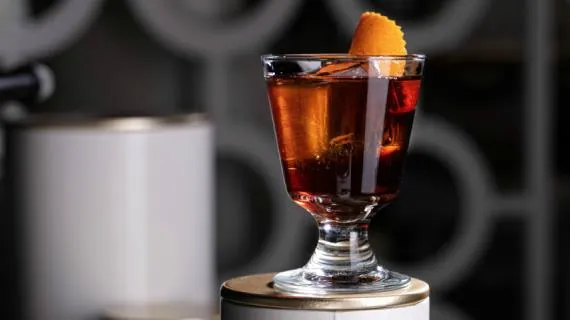 Коктейль Coffee Negroni на аперитив