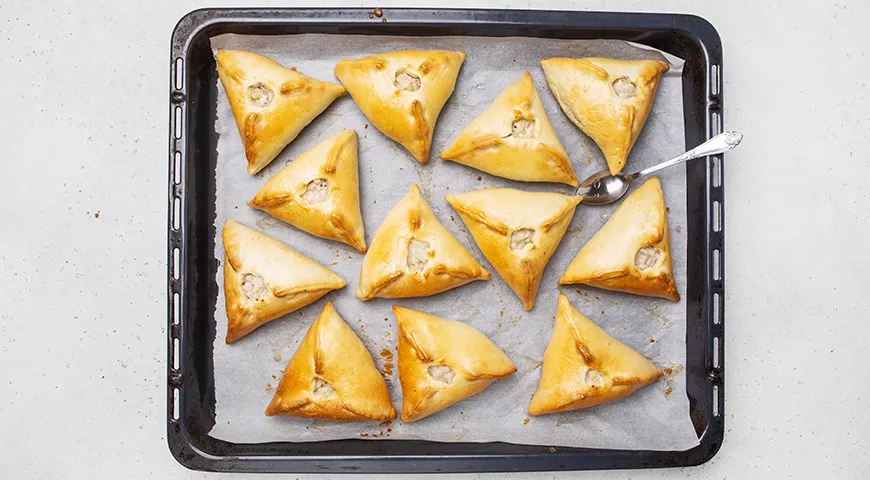 Треугольники с курицей и картошкой (эчпочмаки)