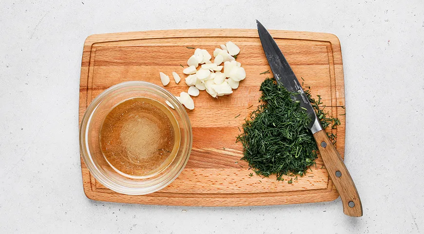 Помидоры черри быстрого приготовления с чесноком