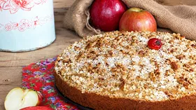 Тыквенно-яблочный пирог с орехами