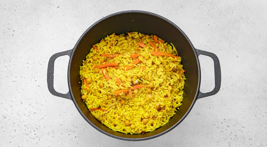 Плов без мяса с нутом