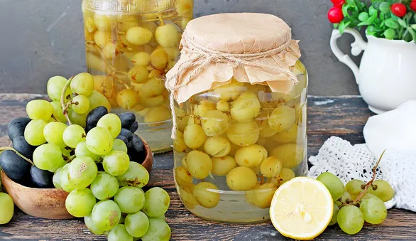 5 вкусных компотов из винограда — на зиму и каждый день
