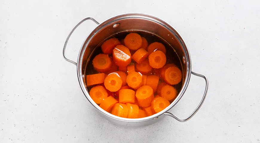 Постные морковные котлеты на сковороде