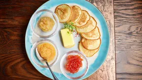 Рецепты с мукой пшеничной, яйцом и икрой