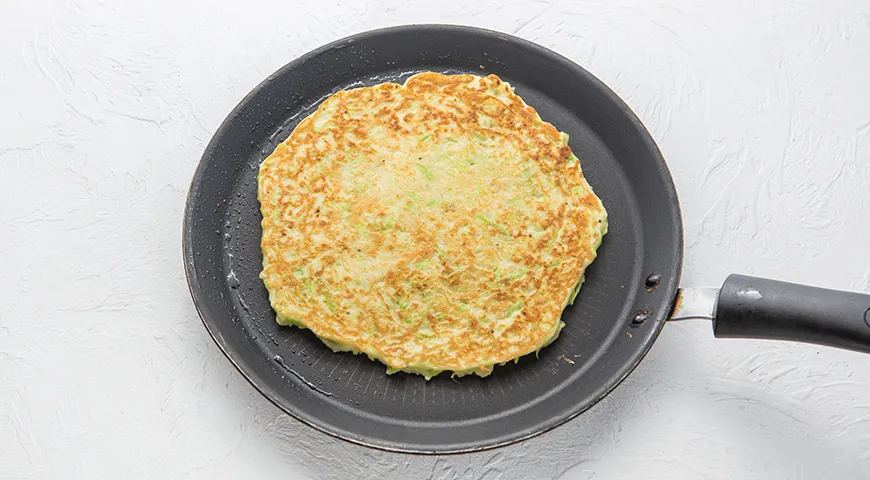 Кабачковый торт с курицей