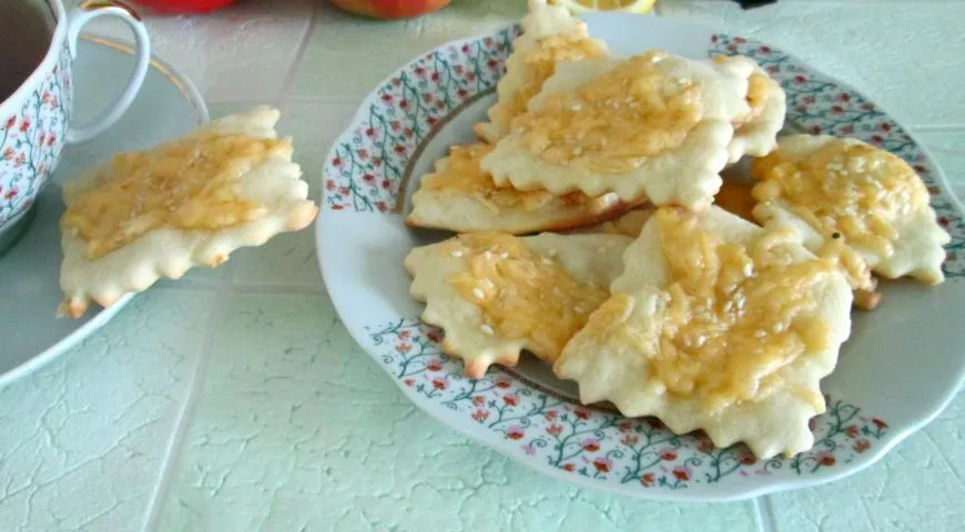 Готовим сырное печенье с кунжутом