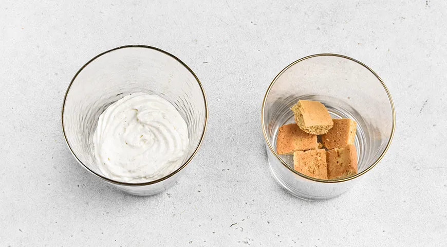 Трайфл Медовик в стакане