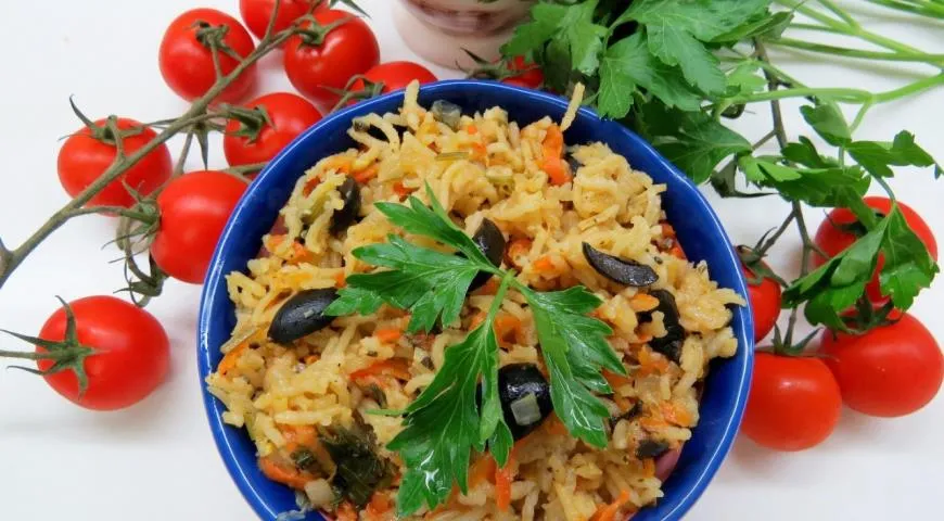 Рис с оливками и базиликом