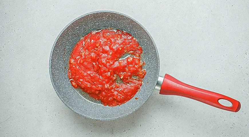 Картофельная запеканка с паштетом и овощами