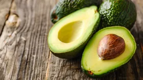 Как понять, что авокадо спелое — эксперт советует смотреть на эти признаки