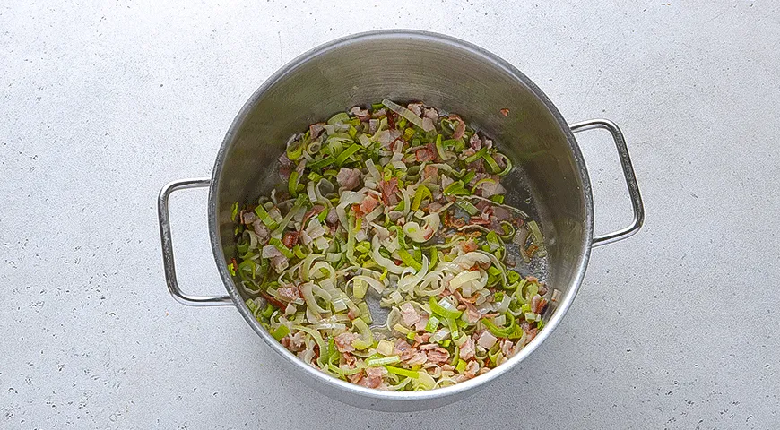 Грибной суп с беконом